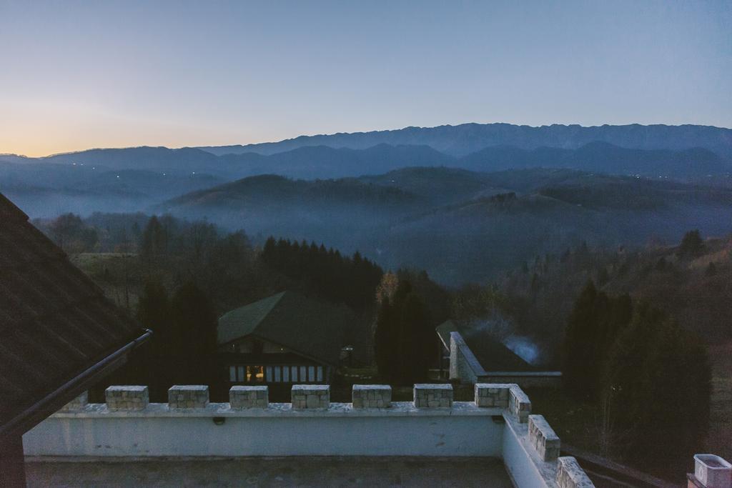 Drumul Carului Villaモイエチウ・デ・ジョス 部屋 写真