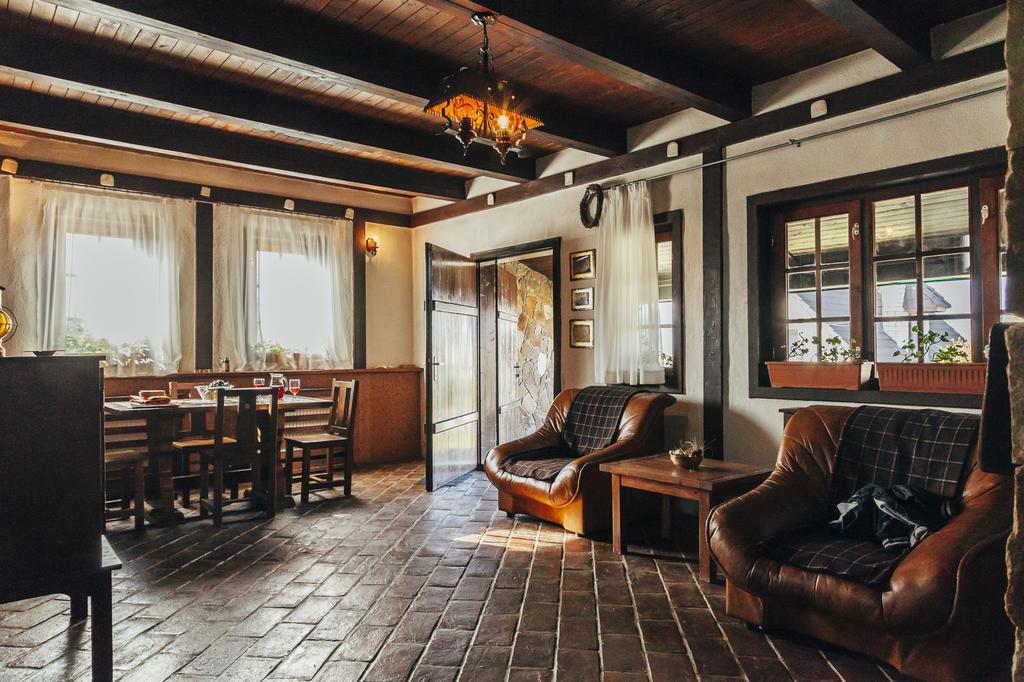 Drumul Carului Villaモイエチウ・デ・ジョス 部屋 写真